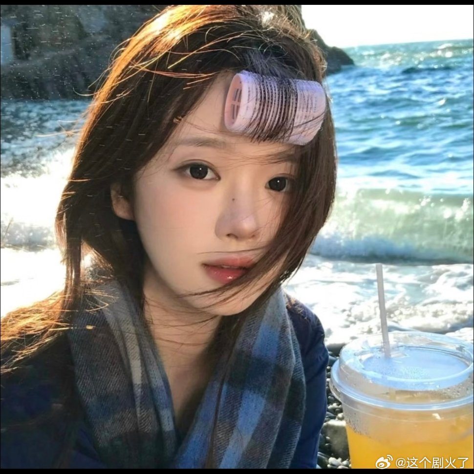 头像搭配背景图。 