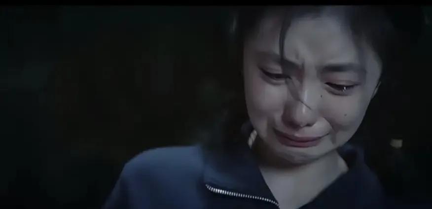 拍完戏一个月，孙浩看回放是，刘浩存跪地卸妆那场哭戏绷不住了
杀青快一个月，孙浩偶