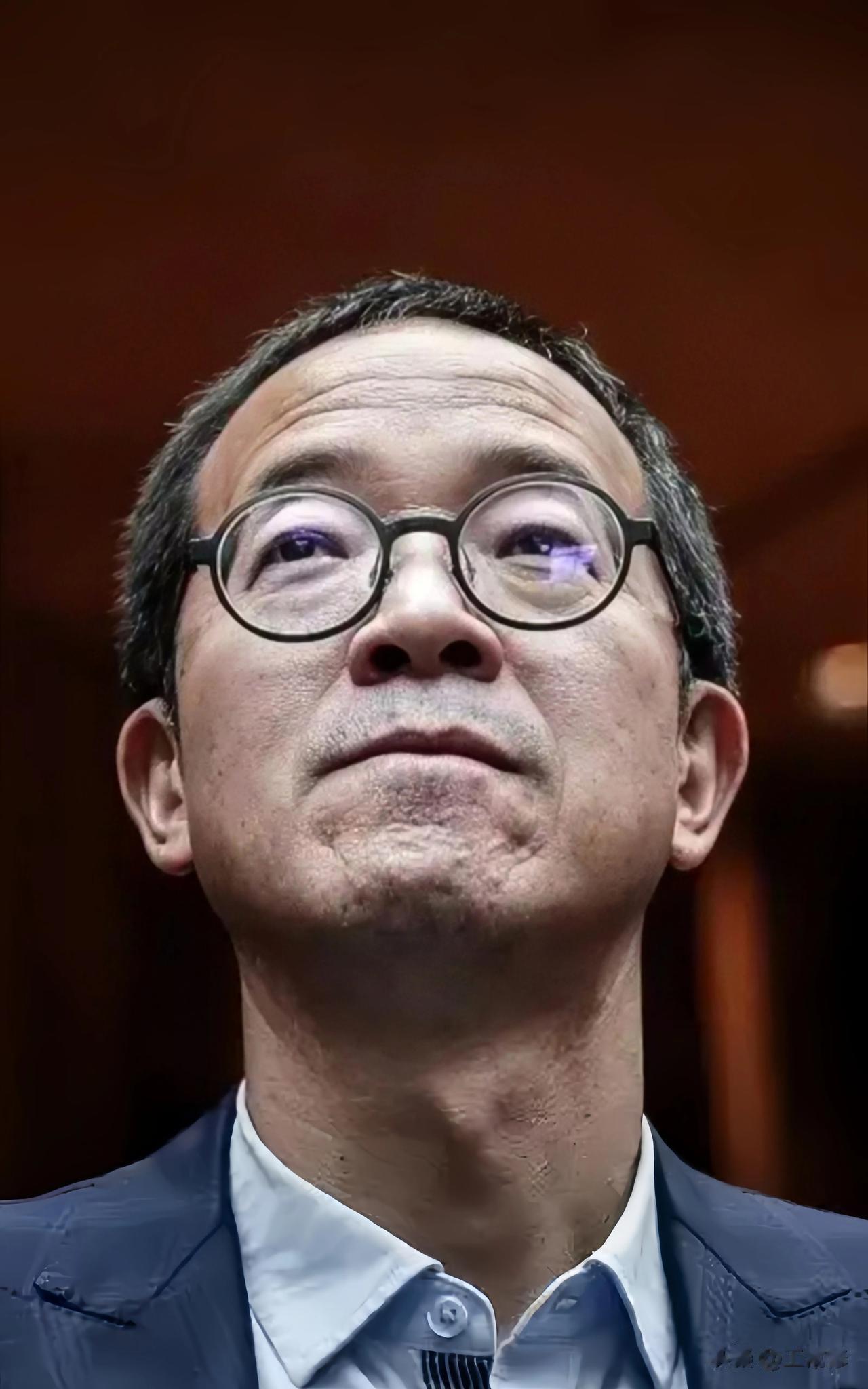 这次，俞敏洪又体面的化解了危机！

还记得2年前，“双减”政策后的新东方教育，股