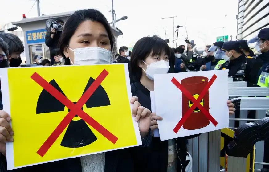 今天是日本核污染水排海之日，是否日本真会违背日本国民乃至世界所有众人的意愿，而向