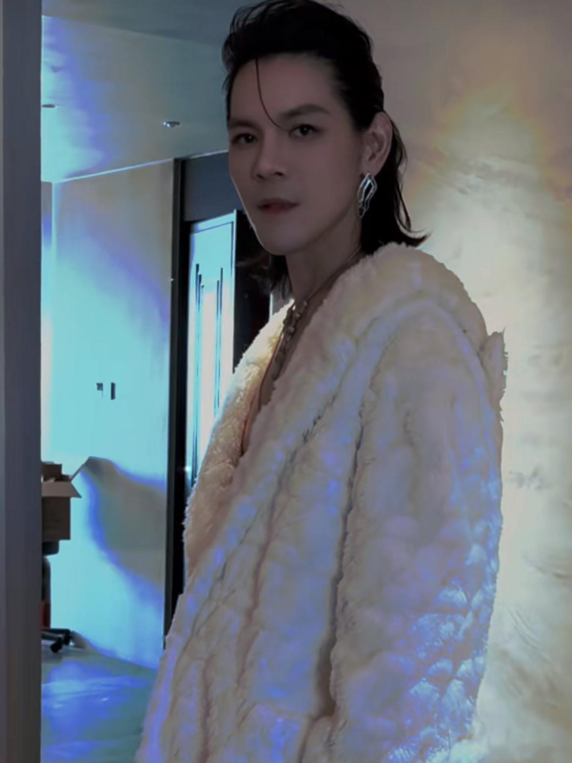 《无限超越班》星二代图鉴，

有人被骂惨，有人凭实力封神？

《无限超越班》简直