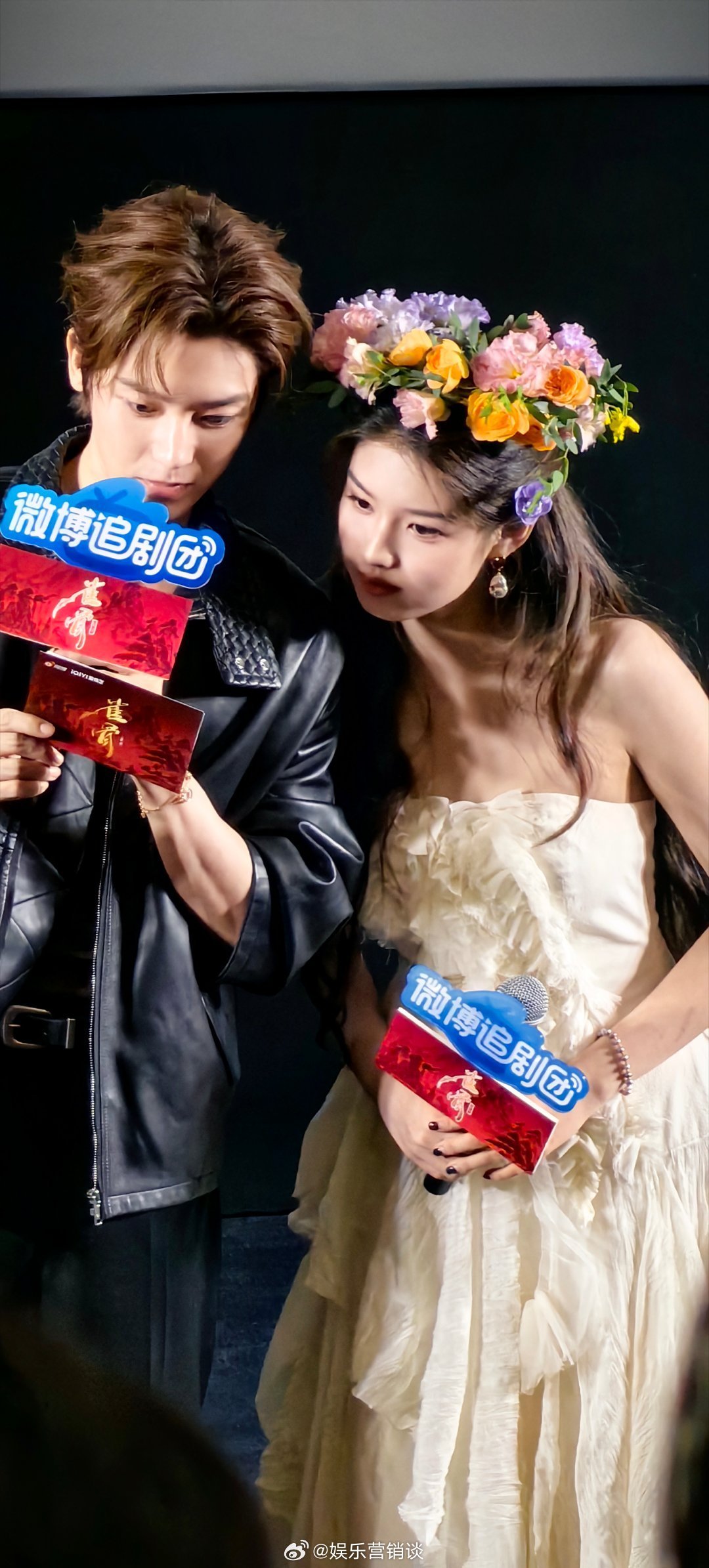 侯明昊 导演你要毁了我吗 夸赞本是好事，可艾米拍《雀骨》时未成年，导演的评价直接