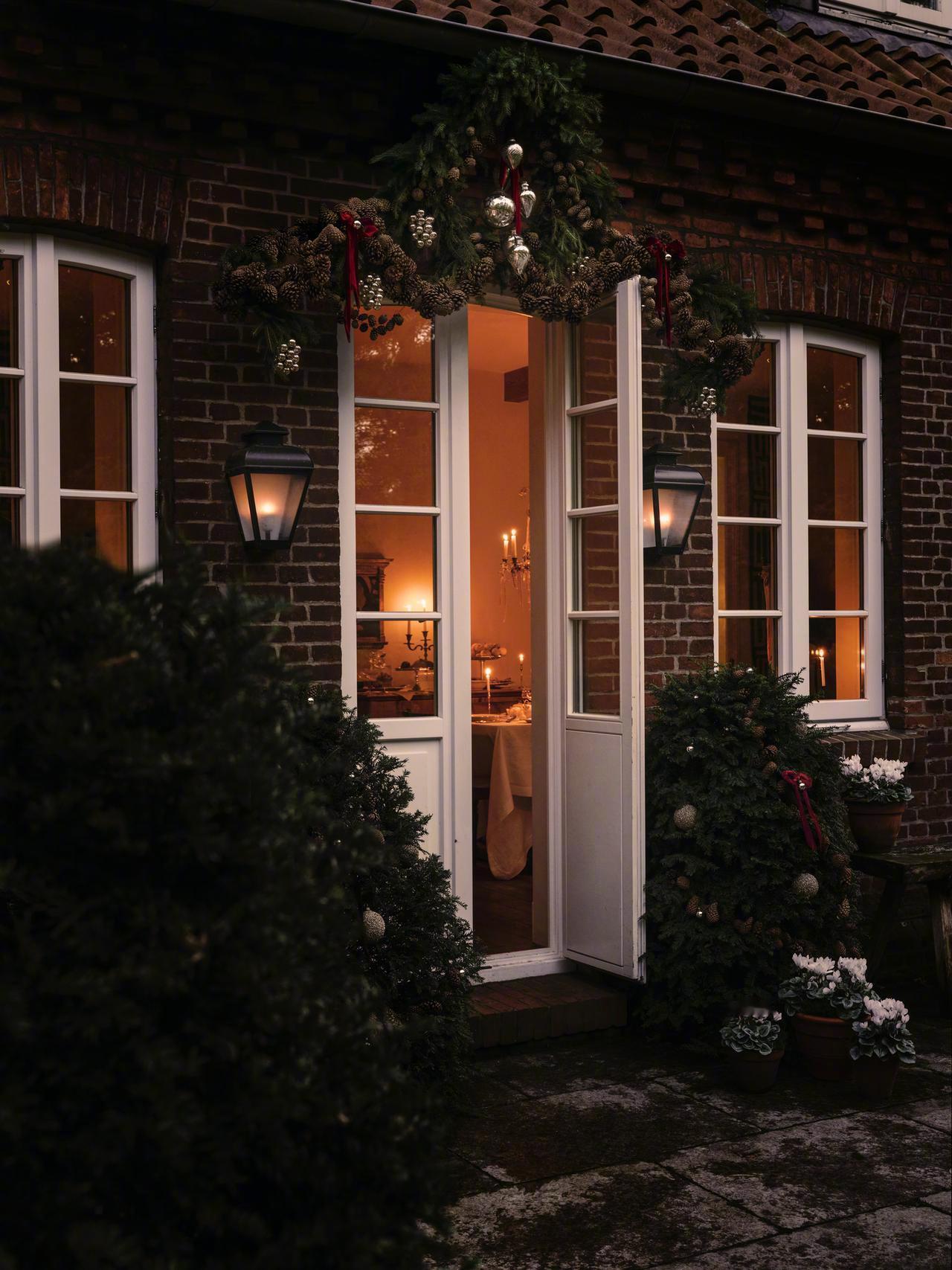 Zara Home「Holidays」🏠🎄🎁  假日系列型录，从厨房餐厅到