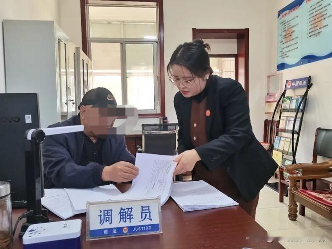 广东汕尾，男子请62岁的老友帮忙换灯管，老友却因此搭上了命。男子面临129万赔偿