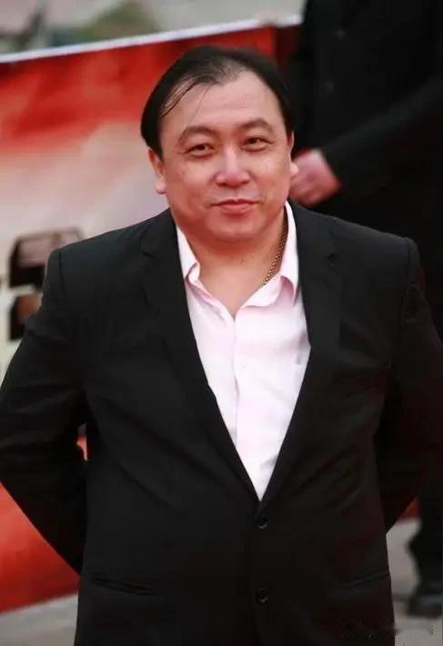 王晶说，周星驰在我的，名单里面是演技最好的一个人，他的出现可以说是改变了，香港电