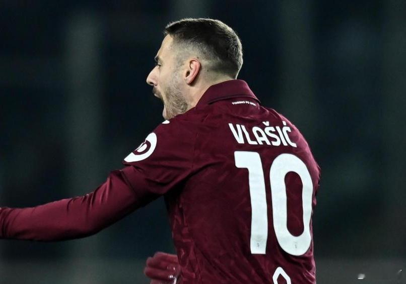 凭借弗拉希奇的点球破门，都灵1比0战胜萨索洛 