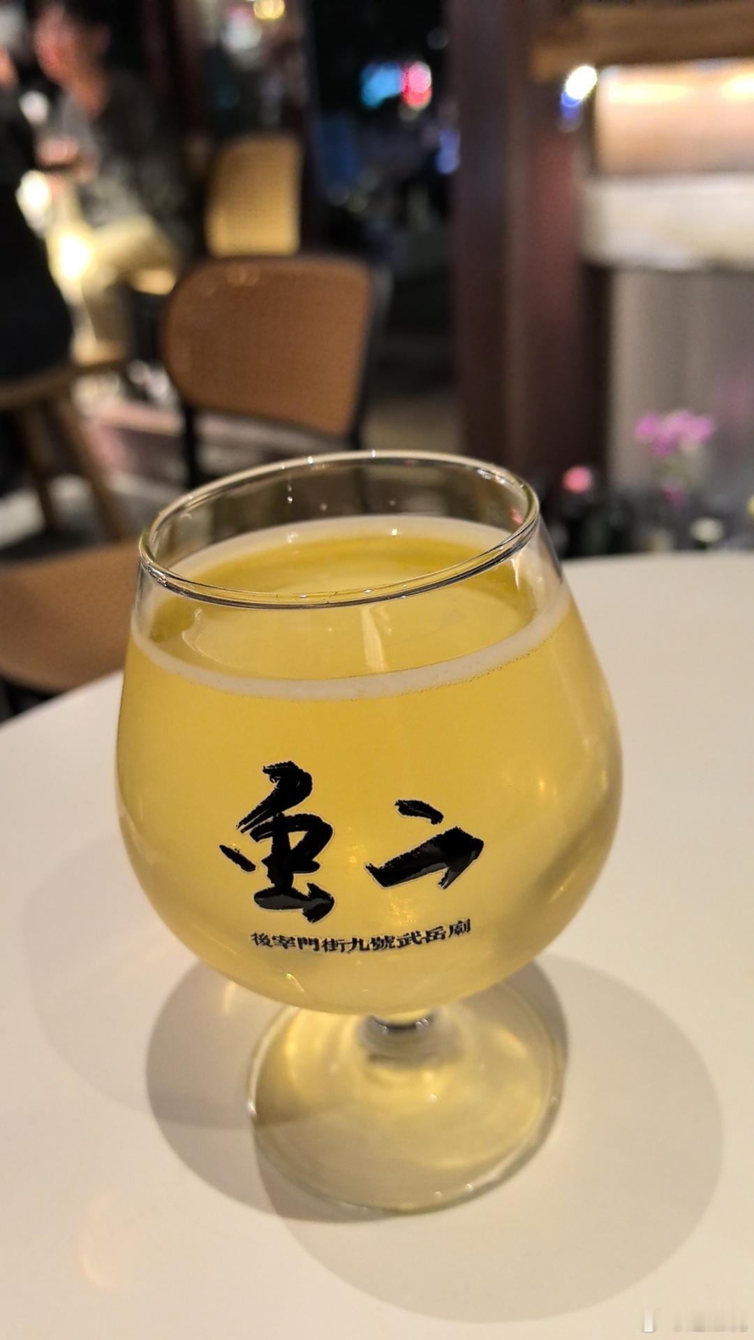 来小黑的虫二酒馆喝上一杯济南·虫二酒馆