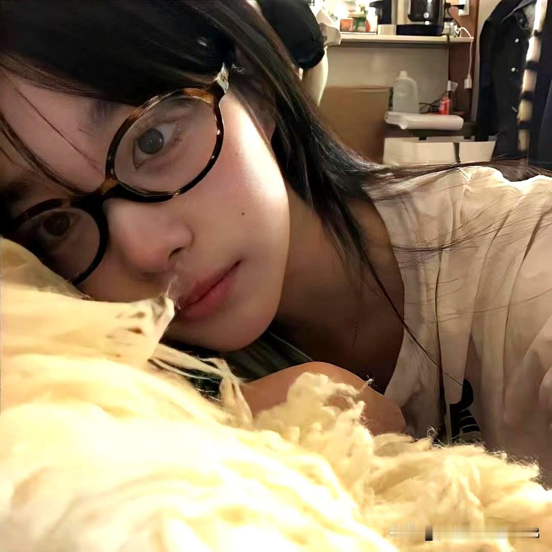 夫妻快要走到尽头的10件事，你中了几条？
分房睡觉。
没有夫妻生活。
同处时，无