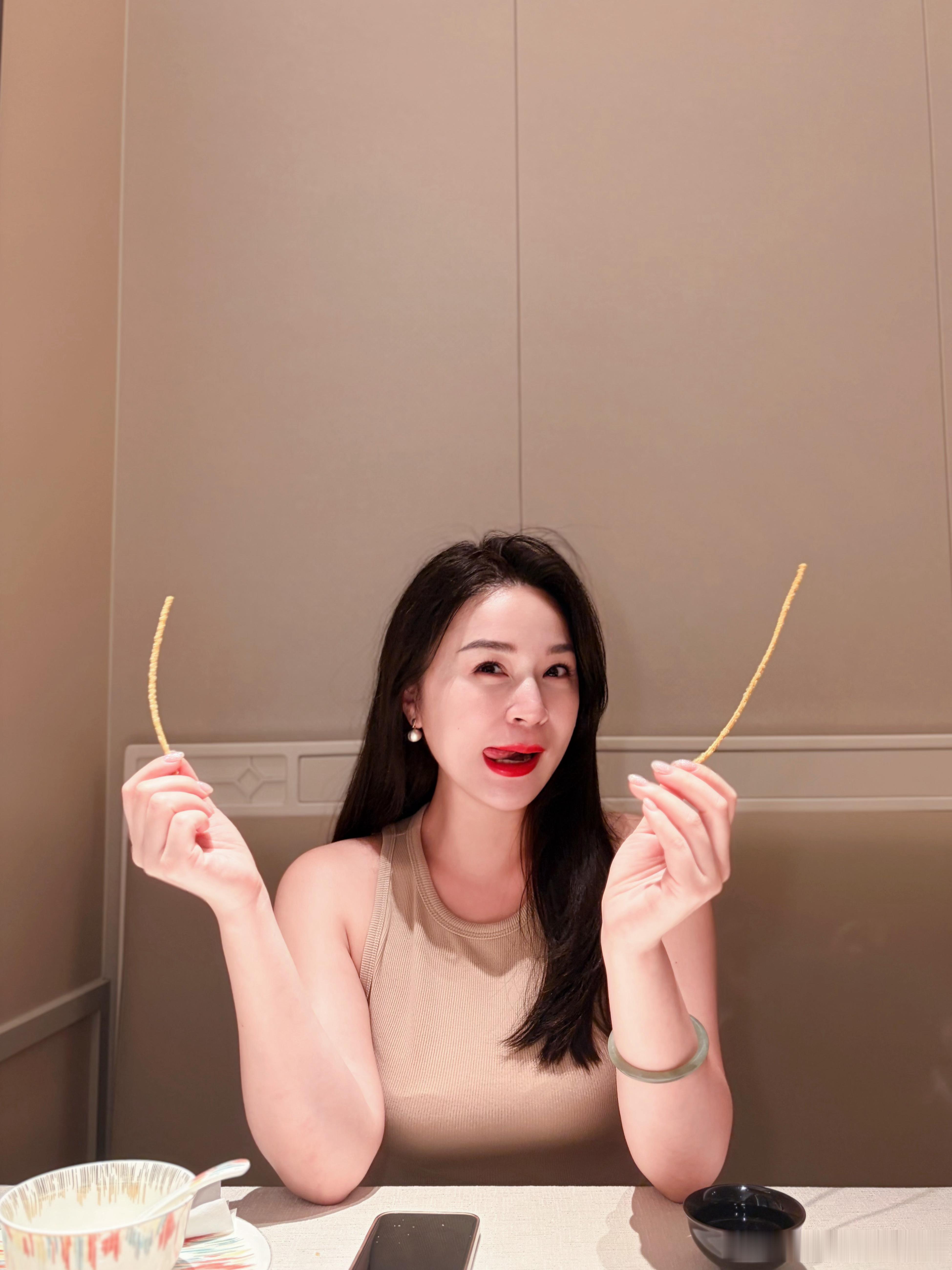 小时候的零食居然在台州餐厅出现 