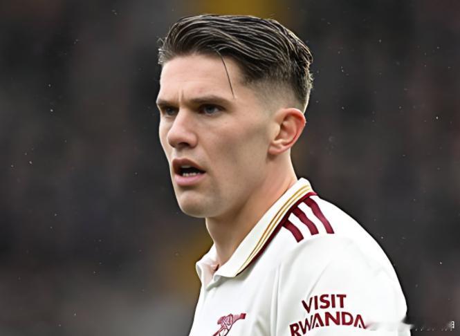 又隐身了？哲凯赖什对阵维拉10项数据挂0，6次丢失球权12月6日讯 本轮英超联赛