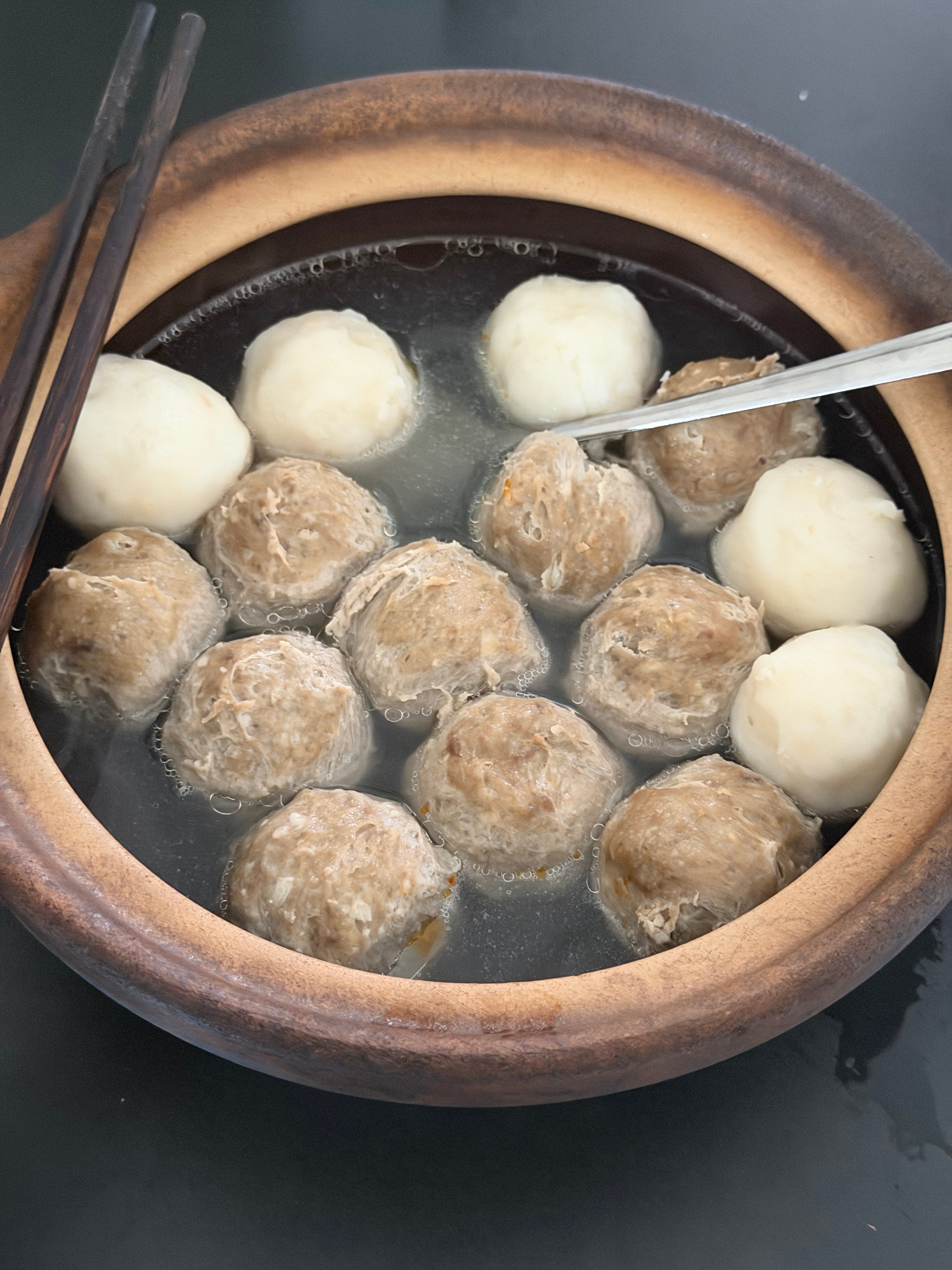又煮一锅 我吃东西就是要吃到腻吃到吐 