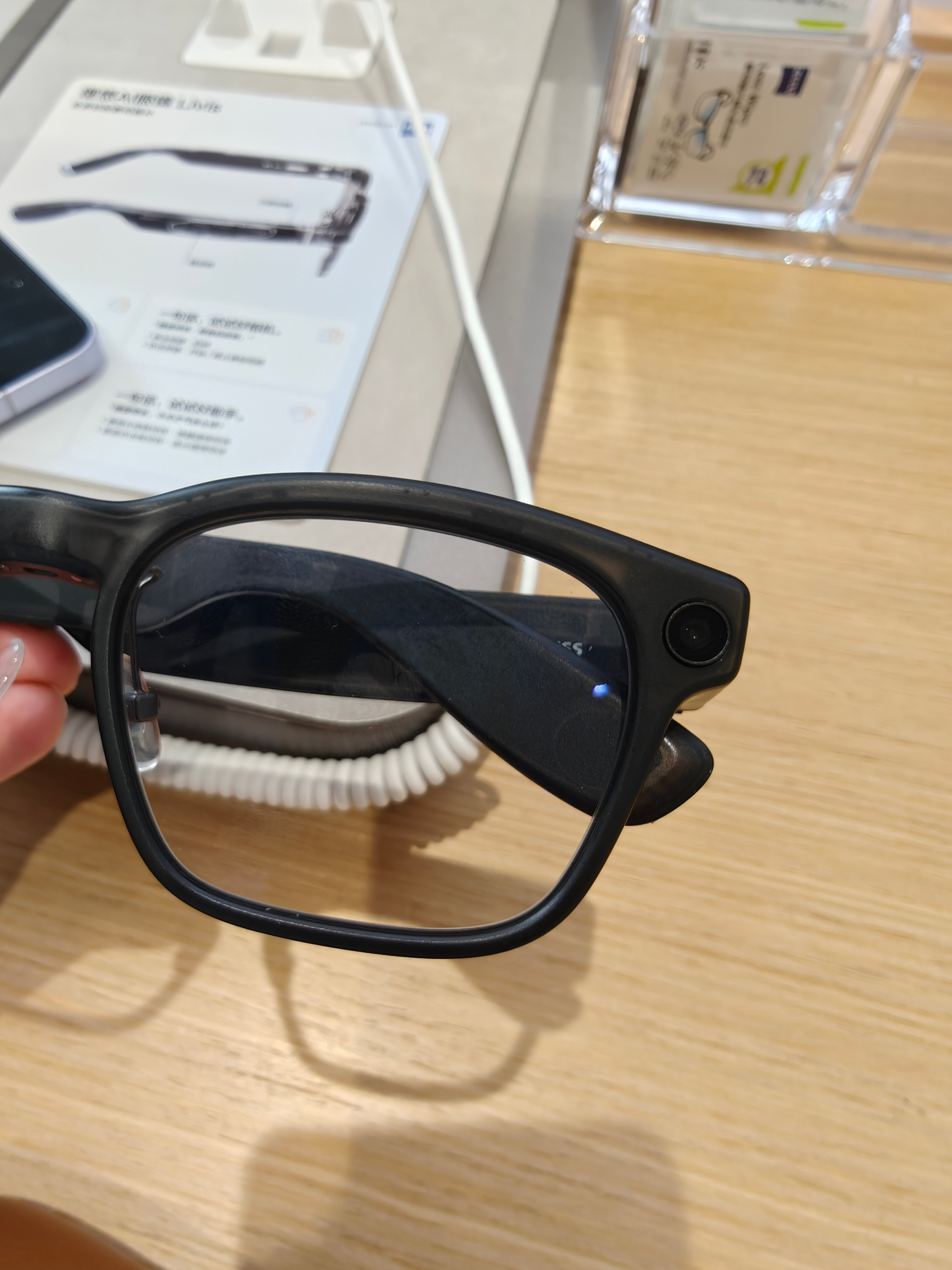 理想AI眼镜Livis后期优化的几点小意见：1.拍照和视频同步，目前是手动同步，