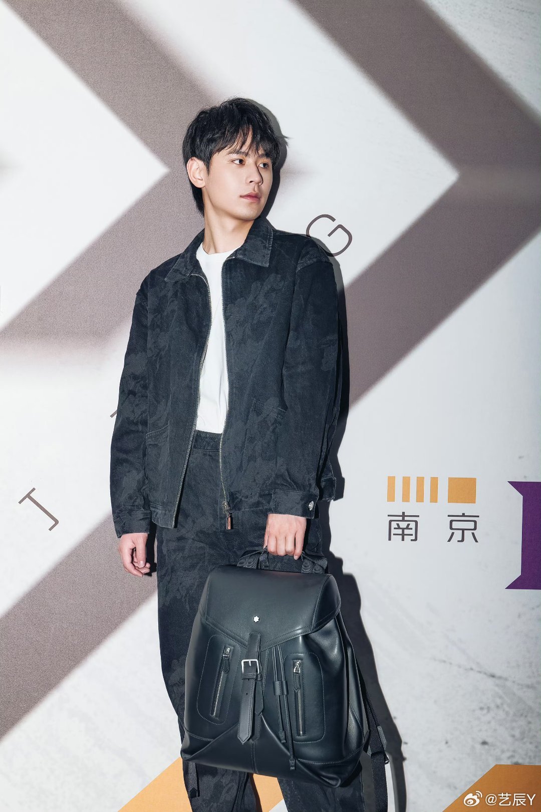 无畏NoFear 🍑心光自为引多远都无畏 时间会治愈一切，请给时间一点时间