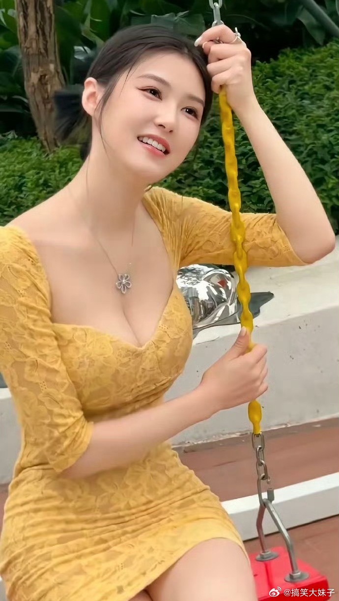 我想问大家一个问题，如果你的老婆这样穿着，你会怎么做？ 