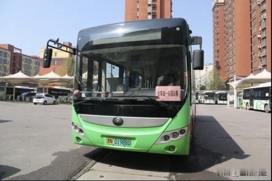 【商丘公交清明期间将开通扫墓专线保障市民祭扫出行】清明祭扫高峰将至，为方便市民祭