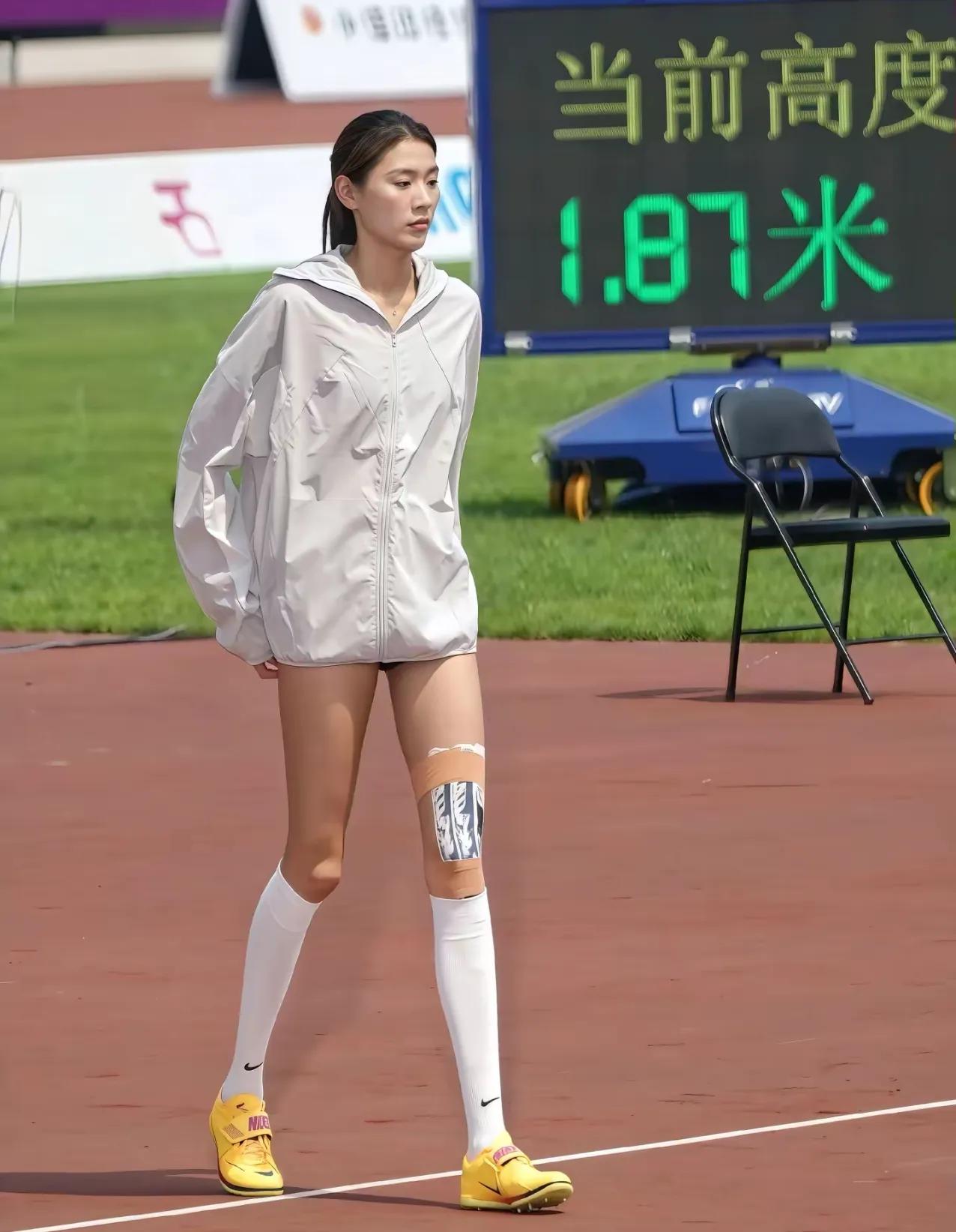 亚运会女子跳高竟然一点消息都没有，已知29号晚18:15的跳高决赛没有陆佳雯，只
