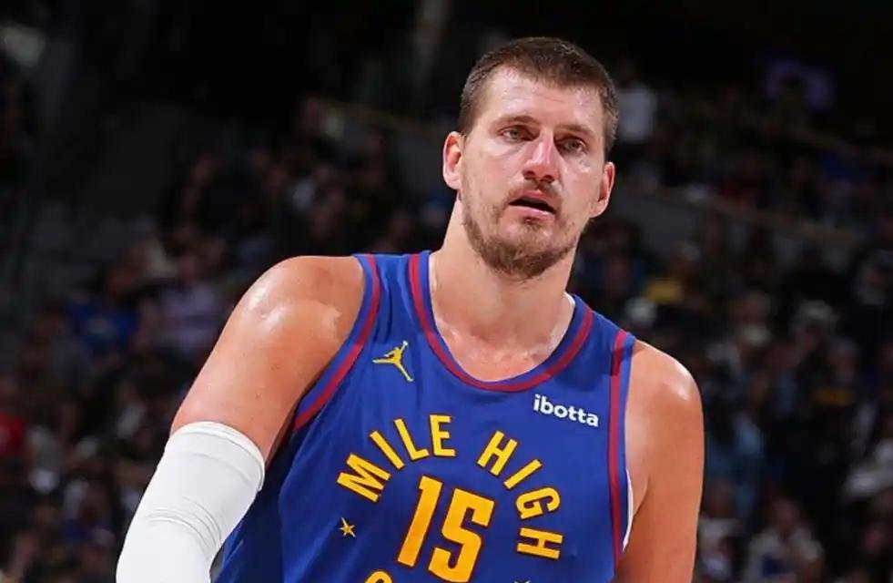 掘金不明智呀，居然挑森林狼？

豪取12连胜！掘金客场128：118战胜马刺，锁