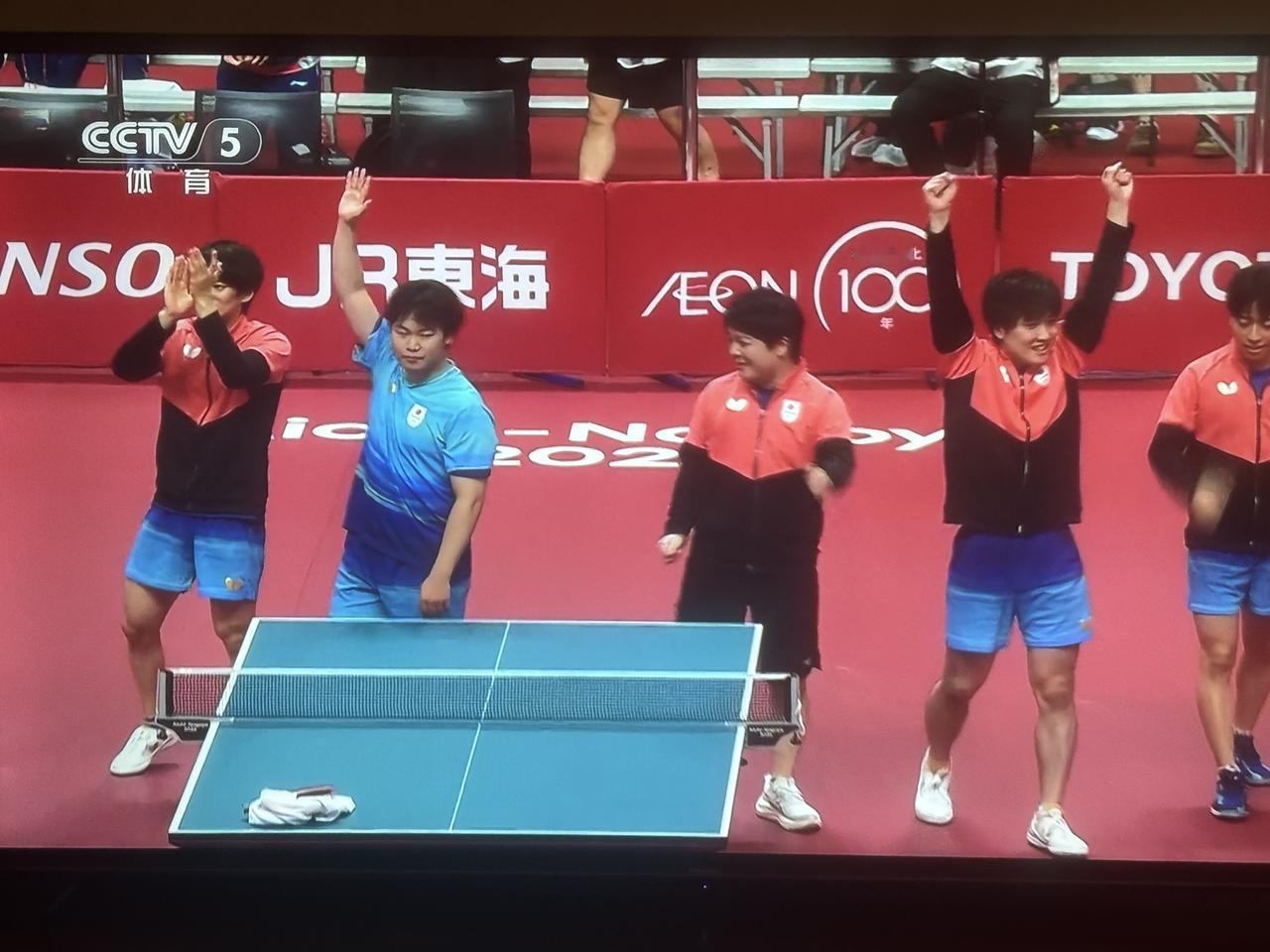 没有想到，中国男子乒乓球队输了！

       在刚刚结束的亚运会乒乓球男子团