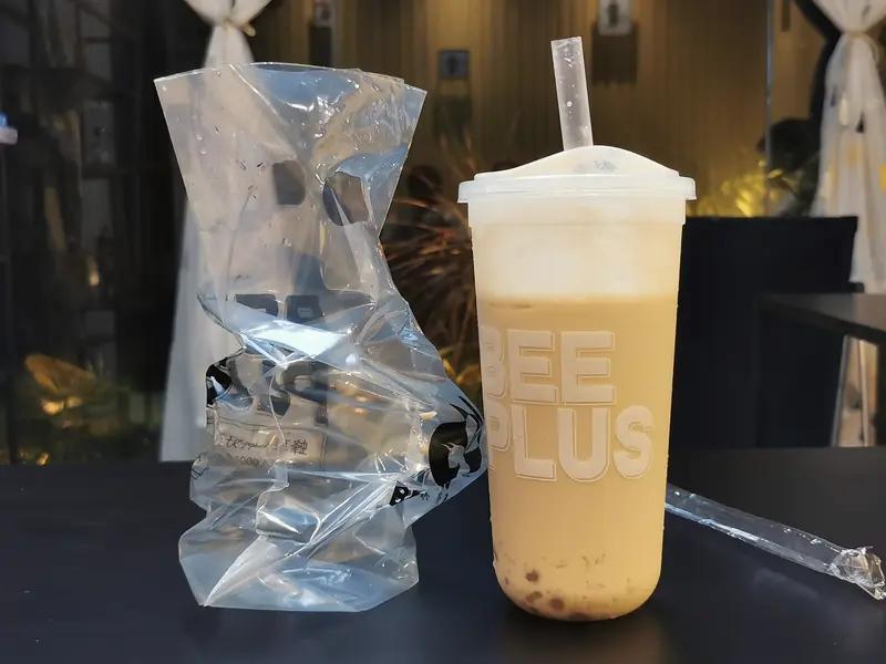 为什么会这样？
主要还是因为我们大部分人都是普通人的原因，普通人赚钱不容易了。自