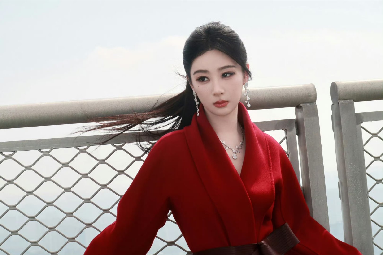 ‍杨紫玉兰花开君再来 🍇‍杨紫董竹君 “最美好的时光里 你是我千挑万选的主角”