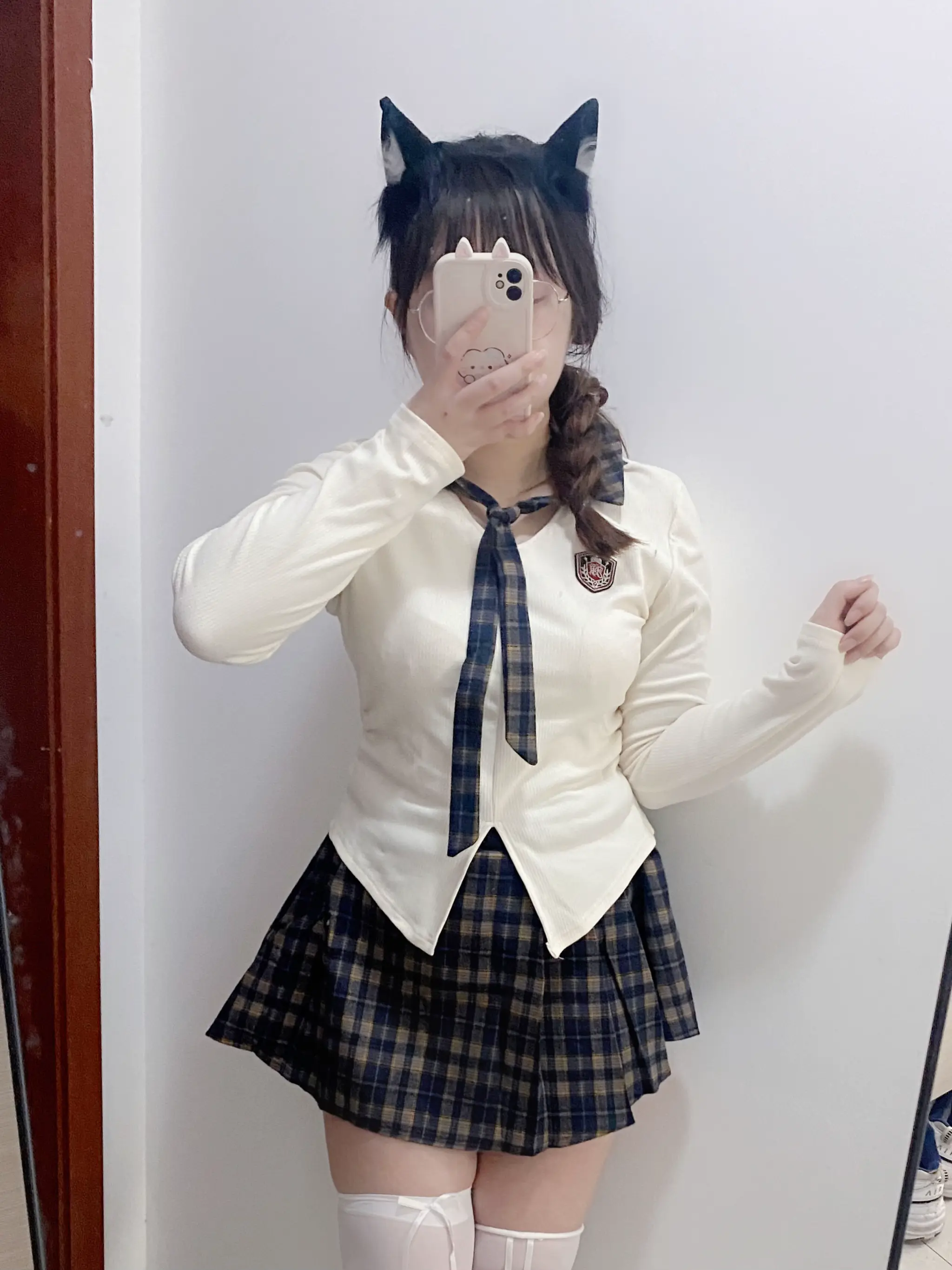 万物各有时令 爱也到了秋天。