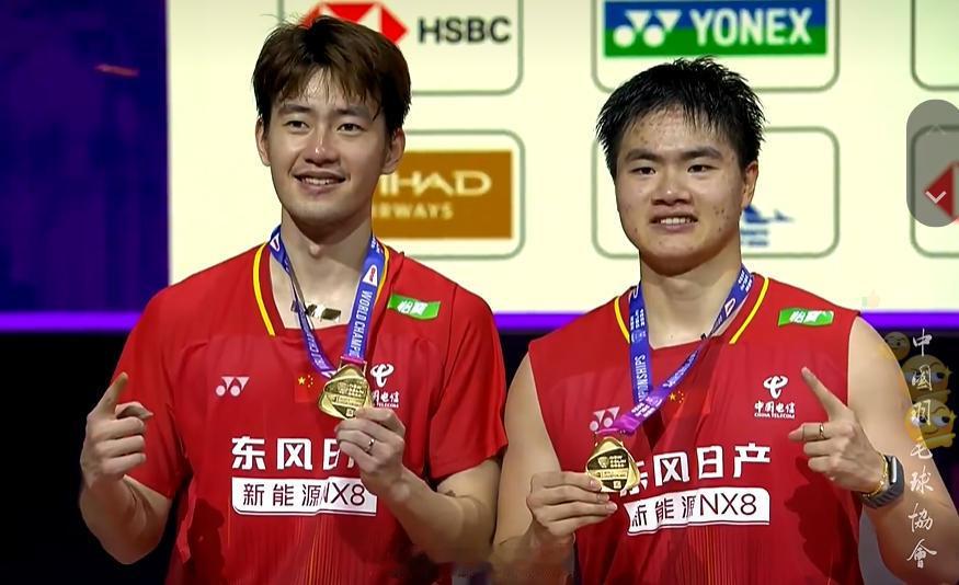 梁王组合世锦赛冠军 今年1月，梁伟铿/王昶再次获得印度公开赛冠军。七个月后的今天