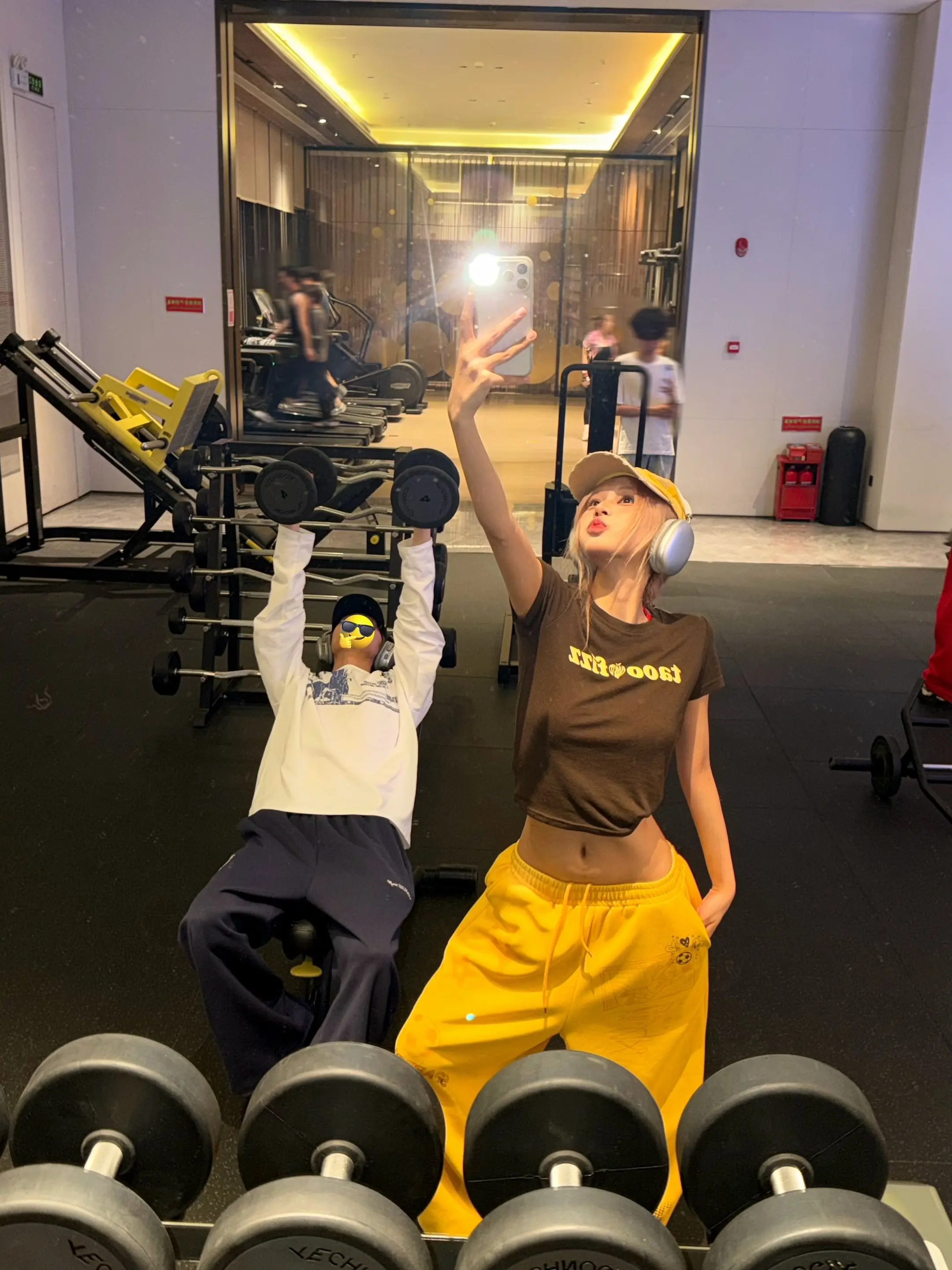 人会疲惫 会暗淡 但也会某个瞬间爱上生活