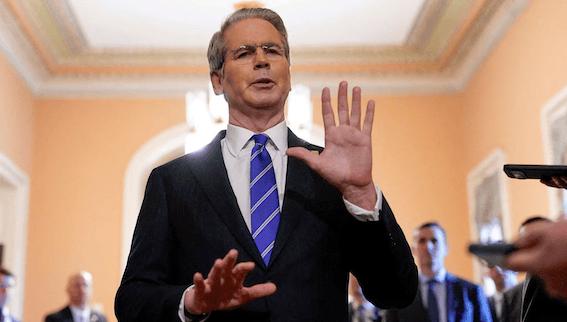 太双标了！美国挑起中东动荡却怪中国囤油，还说我们不可靠，中方当场戳破这套甩锅把戏