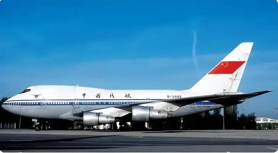 五一前航班突然取消，不是国内缺油，真正卡在海外加油和航司账本上

机票早早订好，