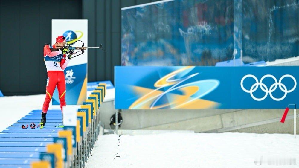 厚蓄显锋芒冬奥会 在2月10日进行的米兰冬奥会冬季两项男子20公里个人赛中，中国