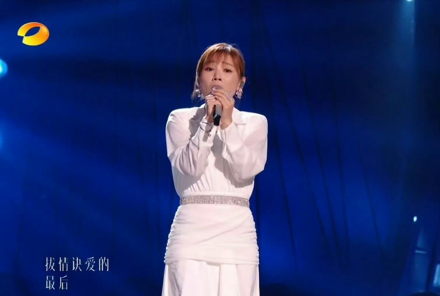 编曲给李佳薇做局了编曲真的太烂了 不要让李佳薇淘汰啊！[达咩][达咩][达咩]我