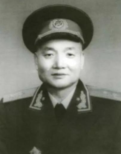 孔从洲去世后，秦基伟嘱咐其女：中央特批为你父亲举行追悼会。1991年，孔从洲病情