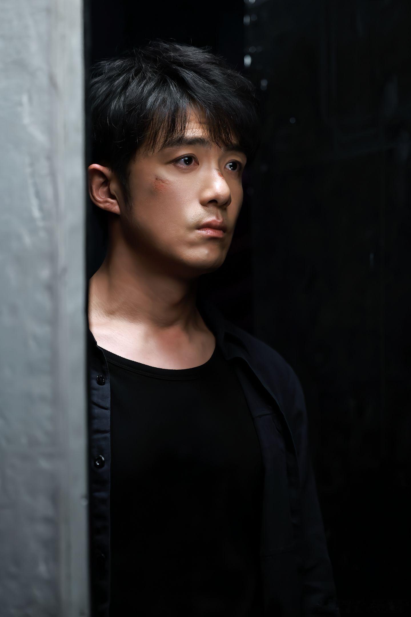 让李泽锋演上恋爱脑阴湿男了救命！李泽锋把阴湿恋爱脑演活了！程小东为了李晓雅，清理