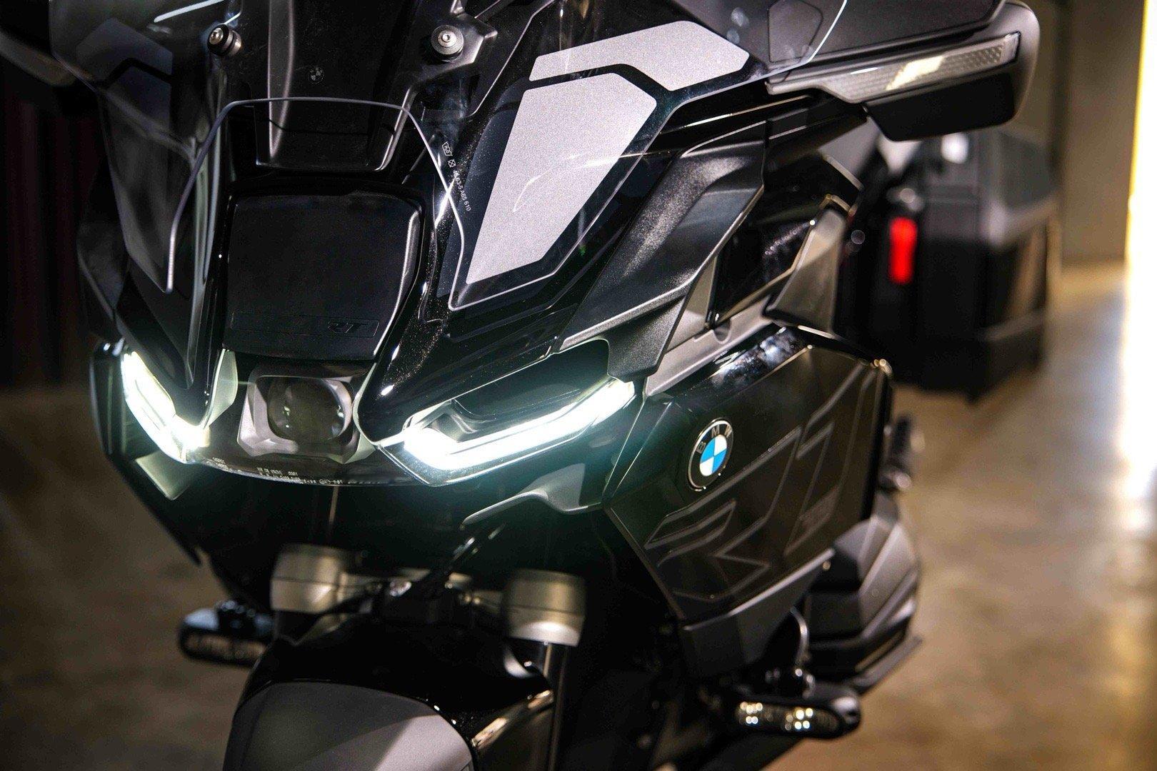 终于来了！经典公路旅行车全新BMW R 1300 RT中国上市，建议零售价319