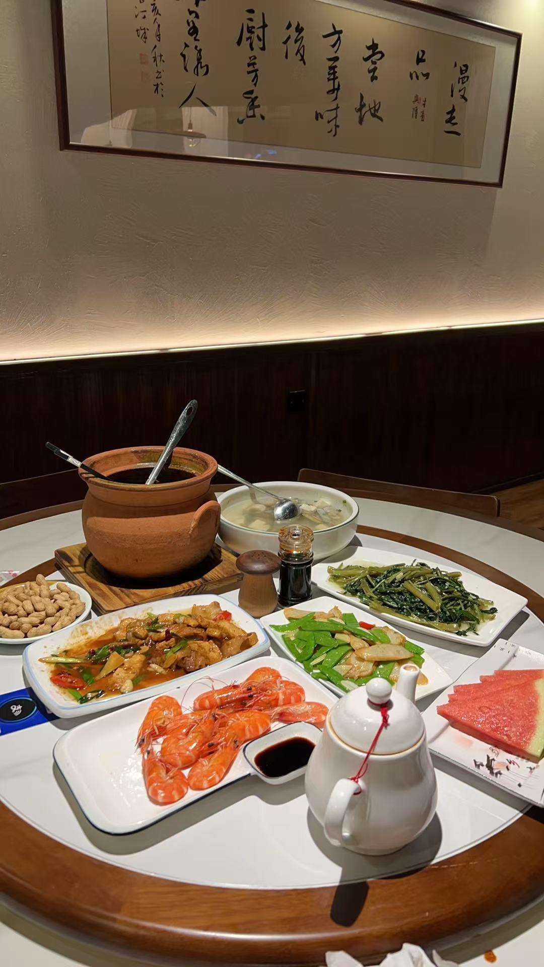 你们晚上吃什么？最近每天吃宵夜，居然长胖了一丢丢