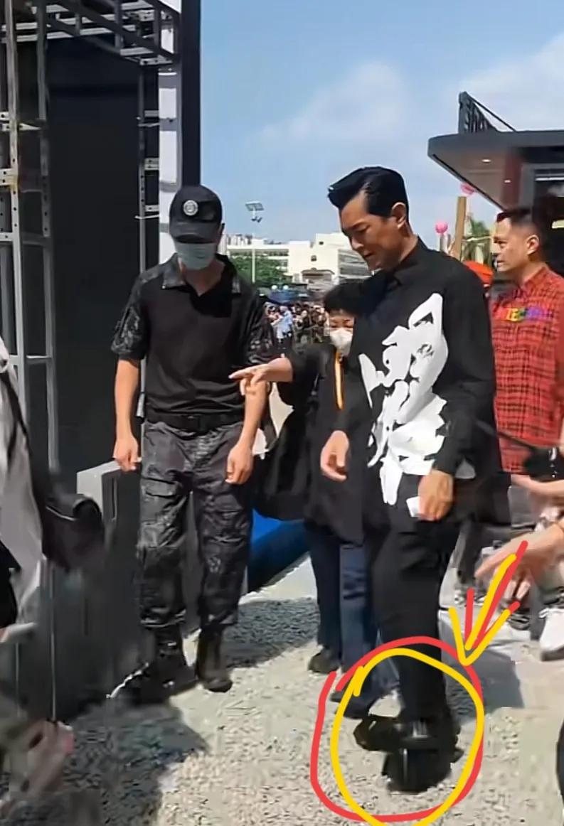 古天乐，引发热议！

7月2日，一向低调的古天乐，突然引发了网友的热议，他低调现