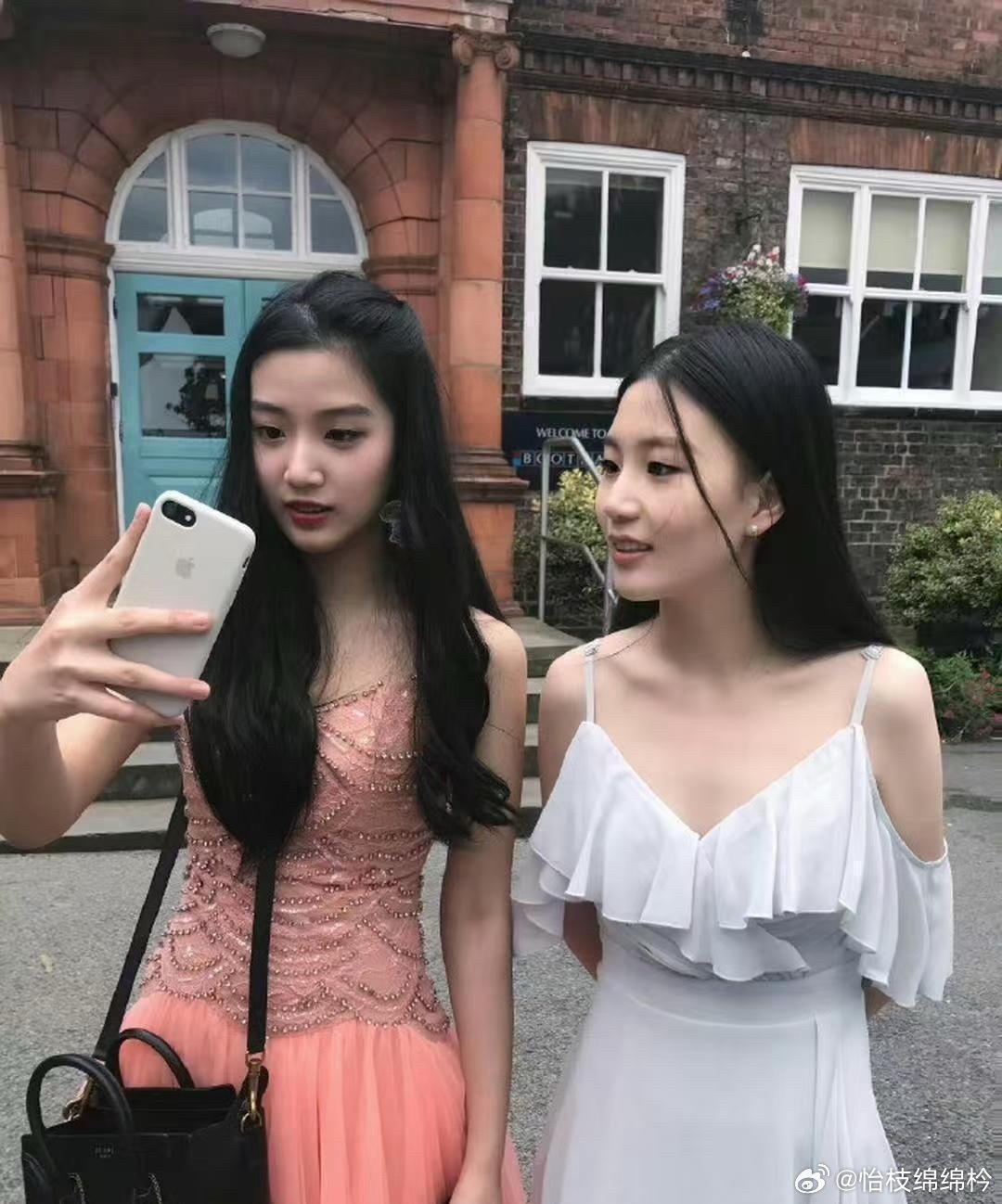 感觉卢⁠﻿‎昱晓在国‏‎外当留子的‎时候⁠，反⁠⁠而比﻿在国内混⁠娱乐圈更﻿漂亮