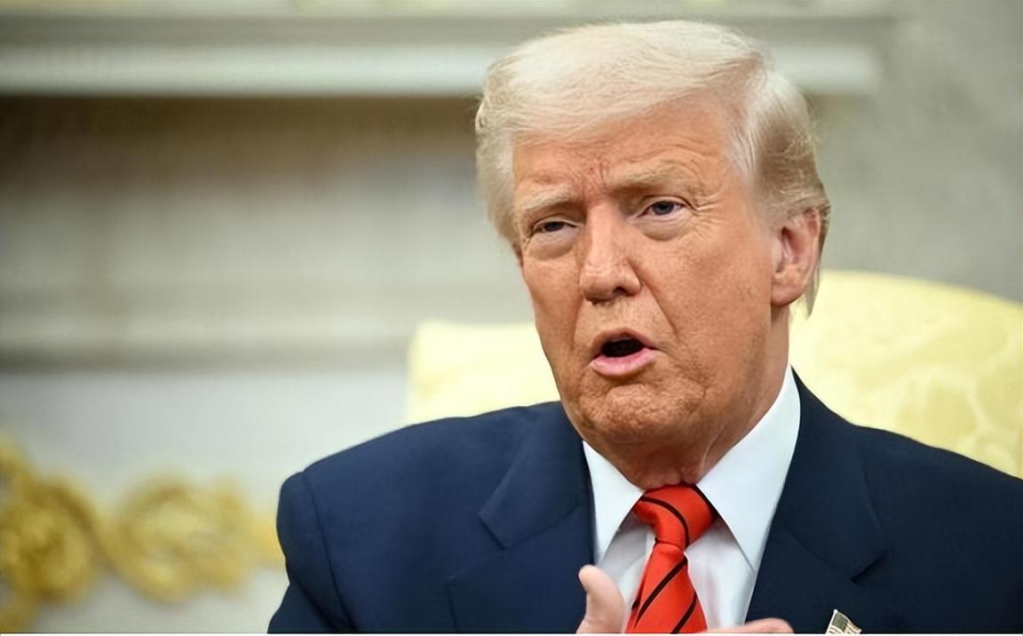 全球能源要道暗流涌动，为何偏偏只有我们油价逆势降价？
 
当下霍尔木兹海峡地缘摩