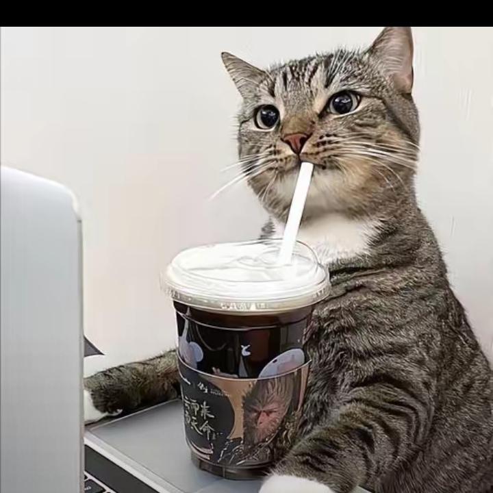 发现朋友的智商是真高！朋友住在三楼，四楼总有人往下泼脏水，有一次，他刚洗好的衣服