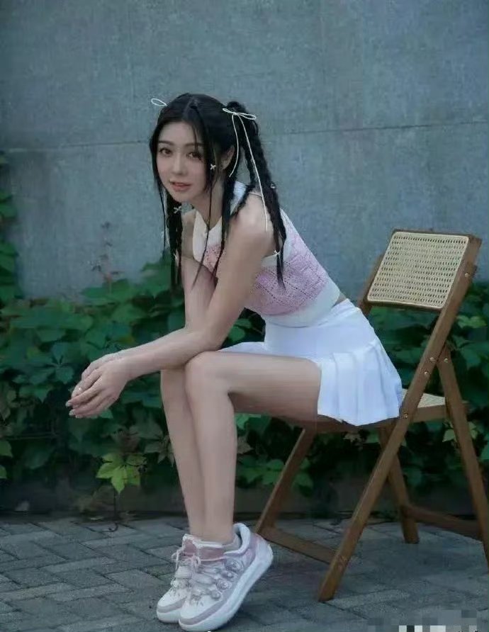 44岁的薛凯琪看起来像二十多的小姑娘 真的咋保养的啊啊 ​​​