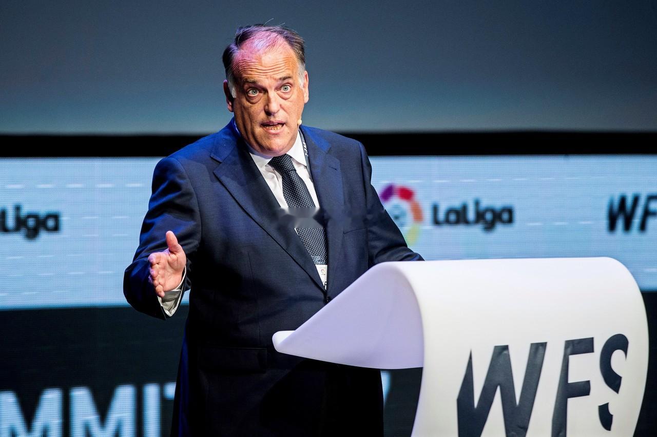 西甲主席特巴斯发文，回击了皇马主席弗洛伦蒂诺的批评。特巴斯表示：如果要谈论“利益