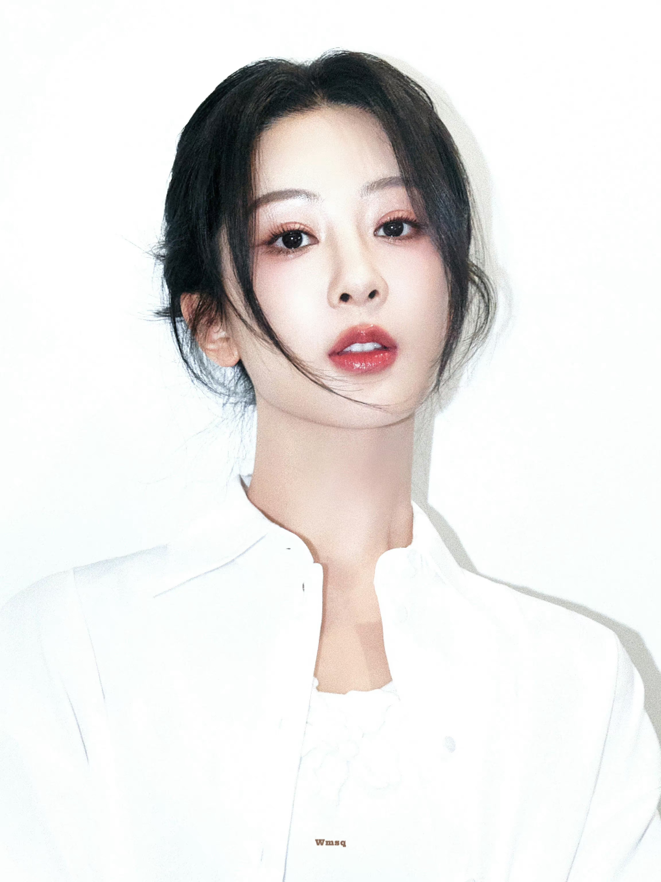 早安天气晴朗，有你有我，世间万物，一切美好。#杨紫国色芳华# [爱你]#杨紫何惟