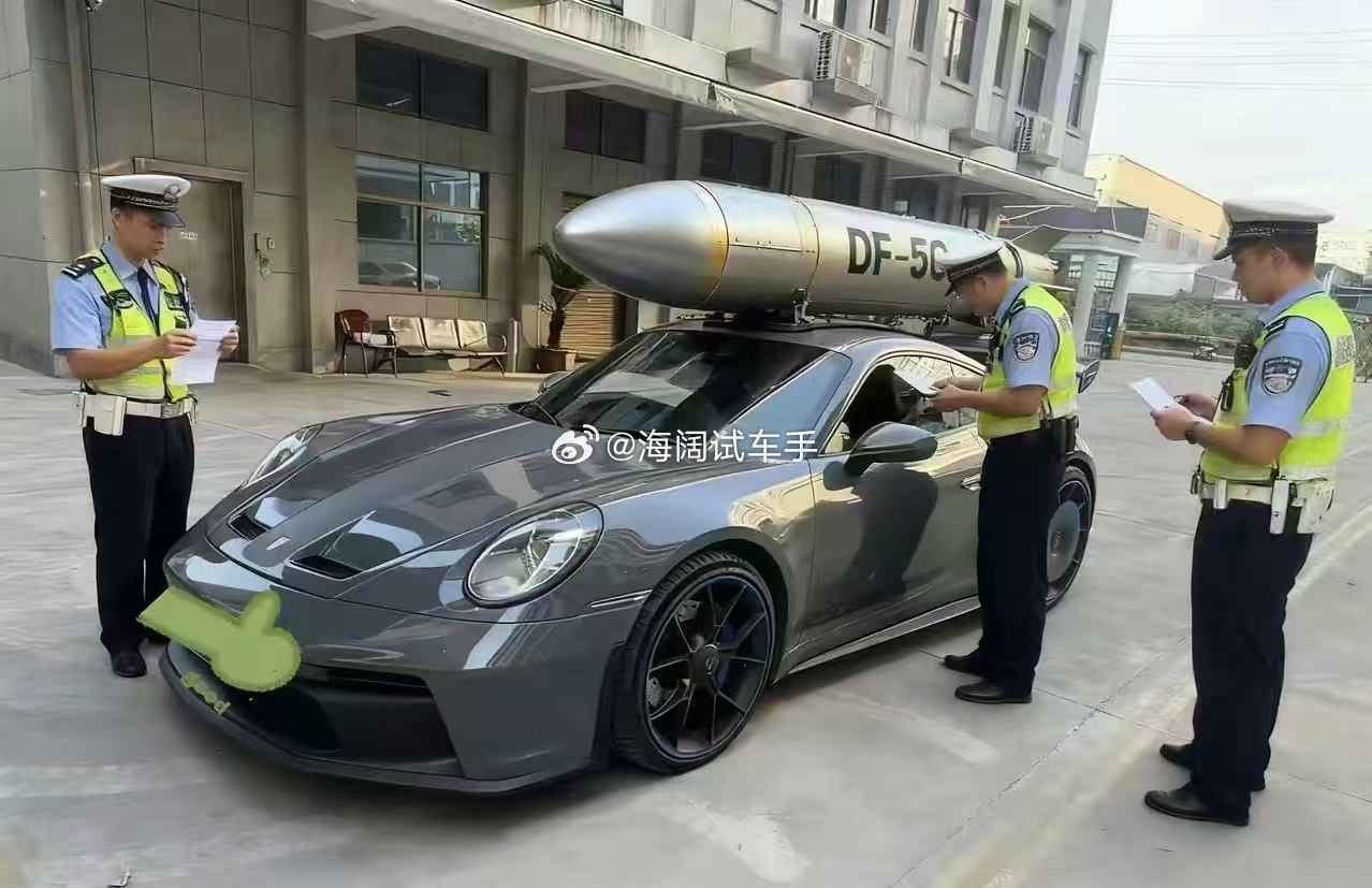 93阅兵能赶脚我们的导弹研发已经打通任督二脉了！！！两三年前相控阵雷达已经开始用