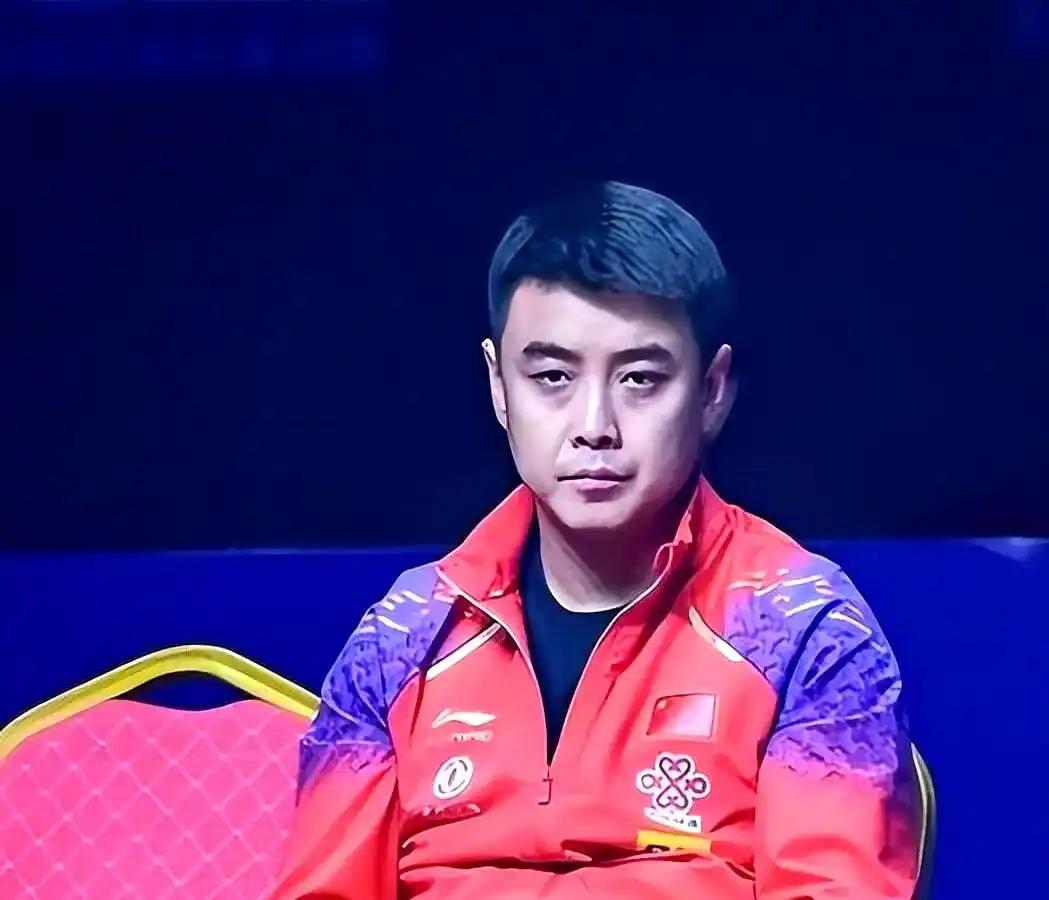 王皓太鸡贼了，
梁靖崑差点上当，
好在留了个心眼，

伦敦世乒赛上，
王皓问大胖