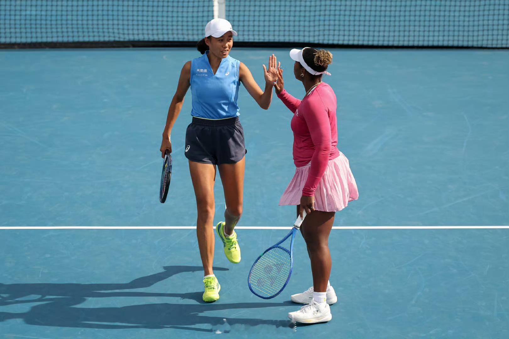 蒙特利尔WTA1000双打首轮三号种子张帅🇨🇳/汤森德🇺🇸以7-6(5)