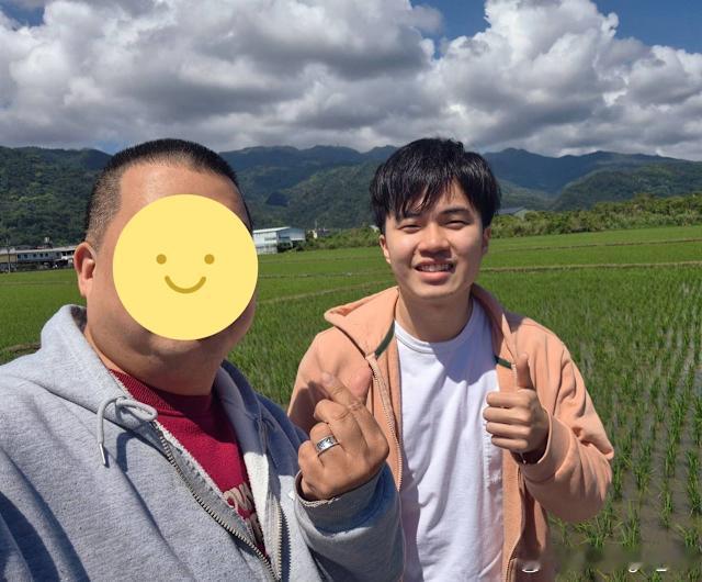 【台媒】林昀儒日前到爱店用餐，在老板娘娘告知下得知，一名罹患肺癌四期的常客是自己