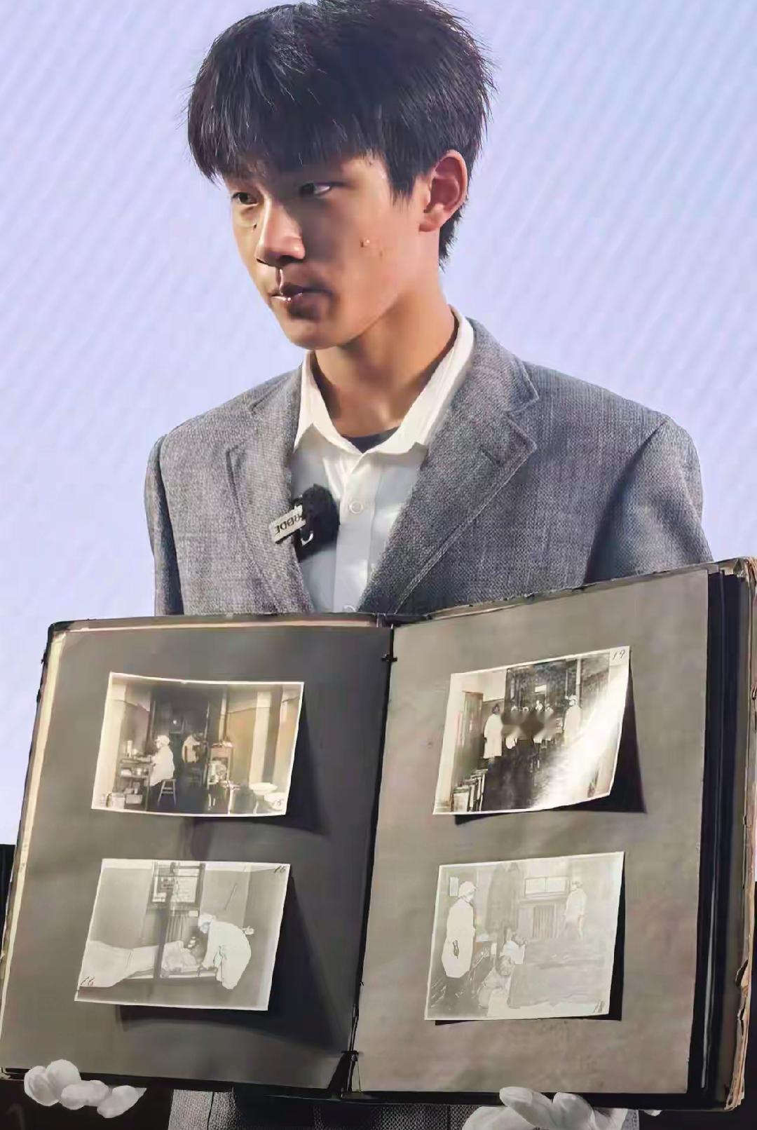 花了两年压岁钱，

一个徐州高中生买下日军侵华铁证，无偿捐给纪念馆。

有人觉得