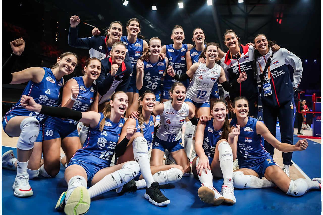 2026年欧洲女排锦标赛 🎙️谈及🇷🇸塞尔维亚队在欧锦赛上的前景，🇷🇺