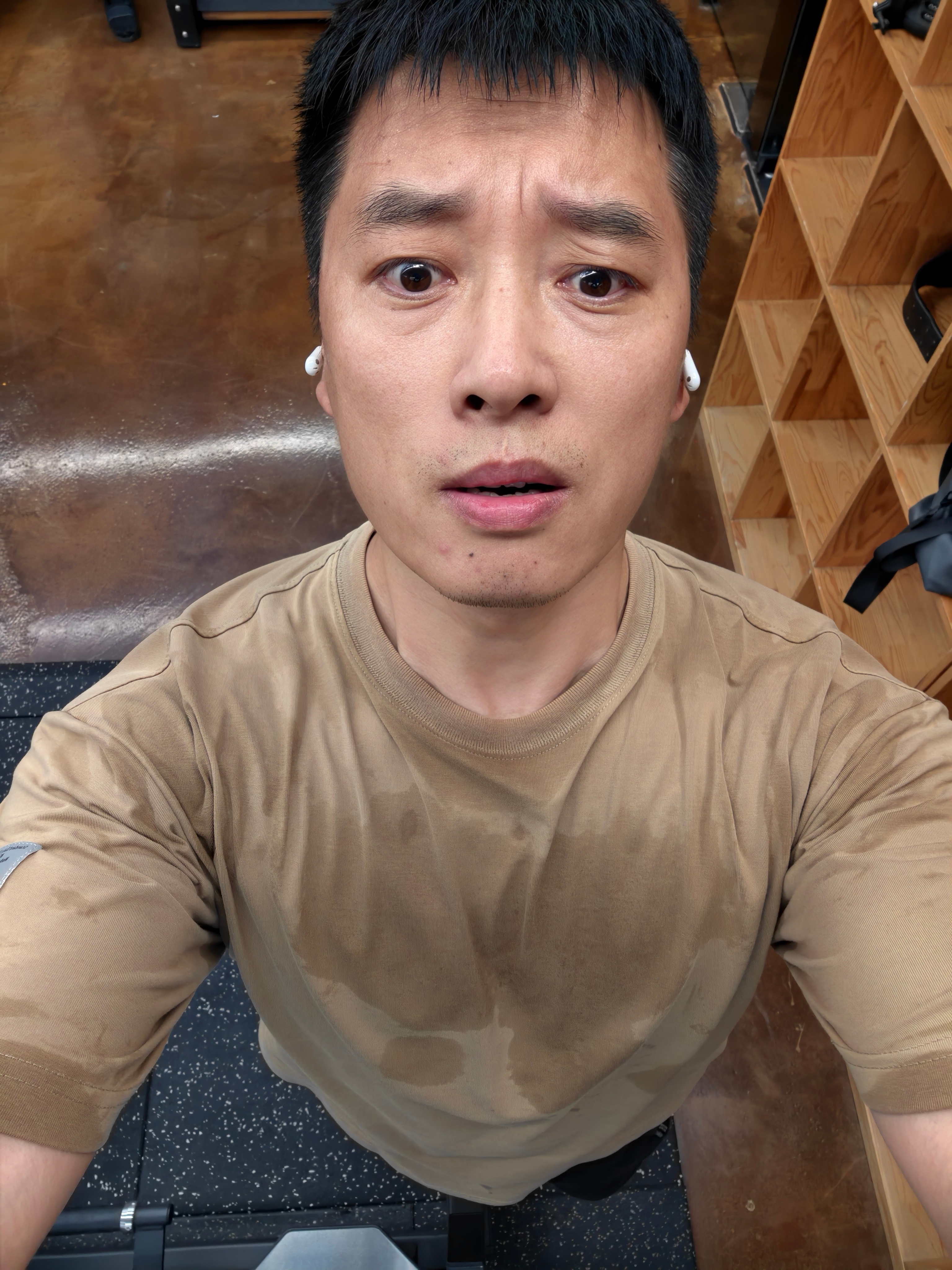 健身打卡 没有天赋，唯有比别人多10分钟 ​​​