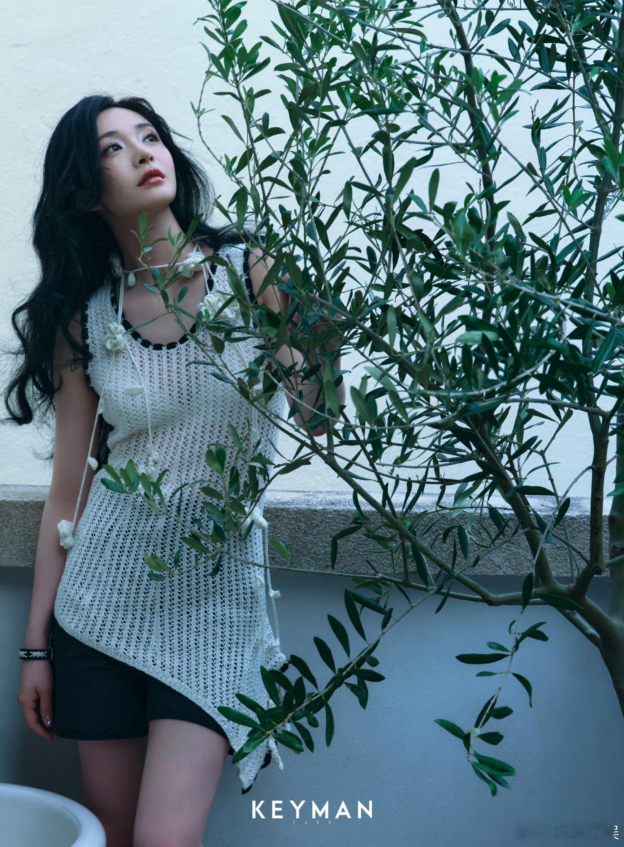周洁琼的大疆在飞机上丢失周洁琼的素材全在大疆里  天哪，真的是好惊讶呀，因为周洁